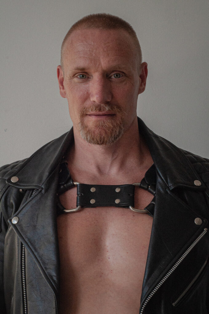 Sydney Leather